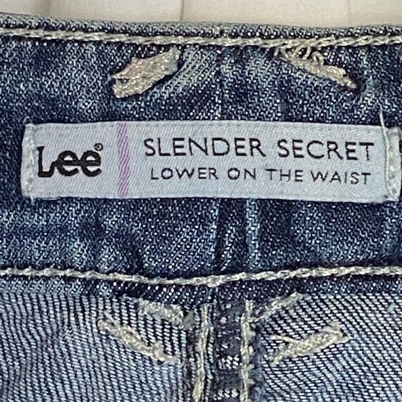LEE SlenderSecret Sz-12P Well💗 Good Tough Jeans-Great 4 Outdoors-Comfortable☁️ - Picture 13 of 16